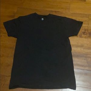 Black tee